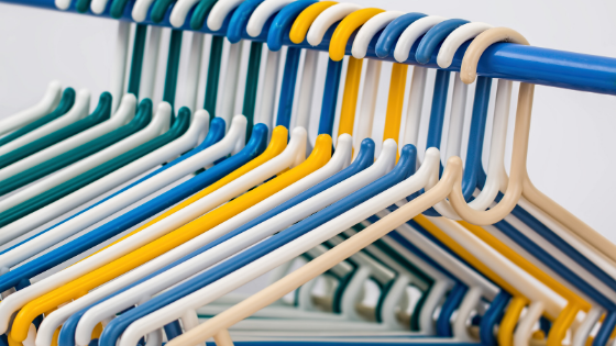 best-way-to-move-clothes-on-hangers