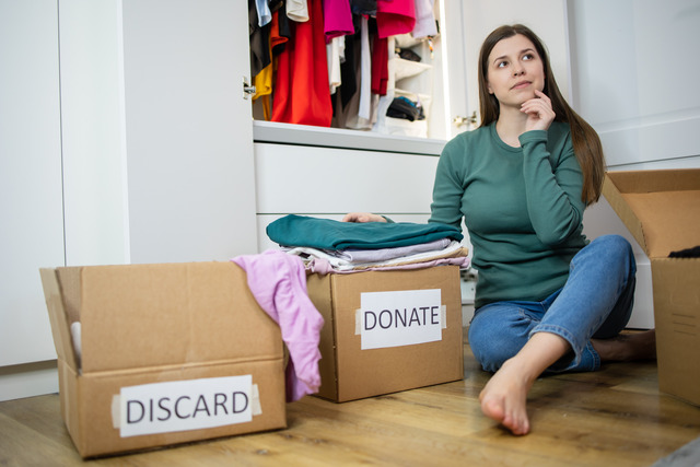 how to declutter before a move